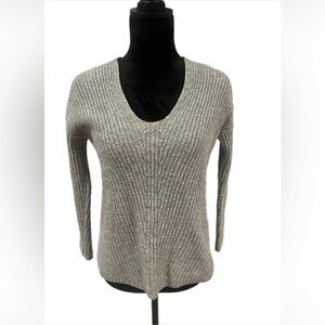 Marine Layer Women's V-Neck Gray Sweater- extra small